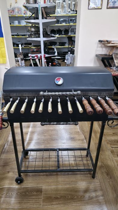 Шукаєте ідеальний мангал, який прослужить роками?
Пропонуємо професій