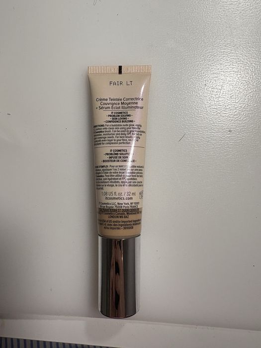 IT Cosmetics Your Skin But Better CC+ Nude Glow
