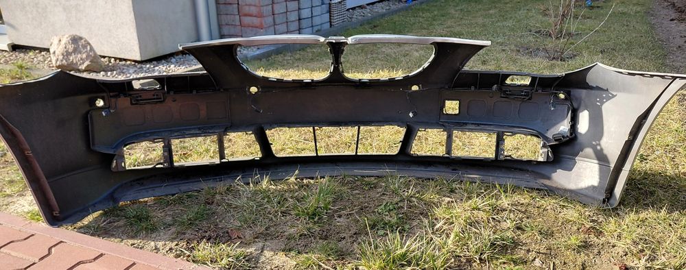 Zderzak przód BMW E60, Titansilver.