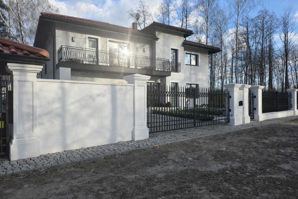 Murki Stylowe,Ogrodzenia Betonowe,Słupki Dworkowe,Słup Boniowany