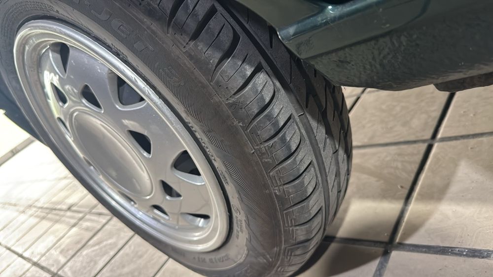Renault Clio 1.2 de 1994 - Inteiro ou Peças