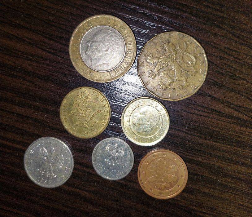 Монеты одним лотом 7 шт.
