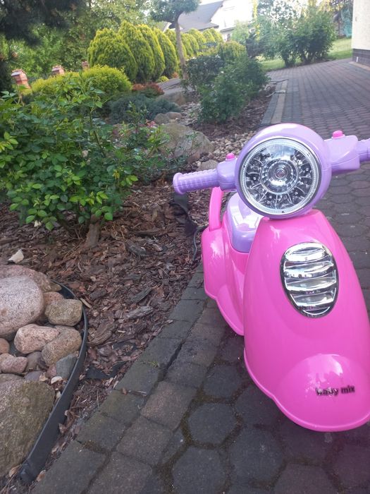 Jeździk skuter NOWY