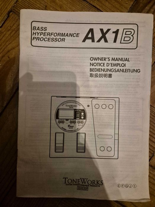 Pedaleira Korg ToneWorks AX1B Baixo & Guitarra