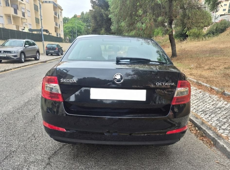 Skoda Octávia 1.6 2014/09 Nacional