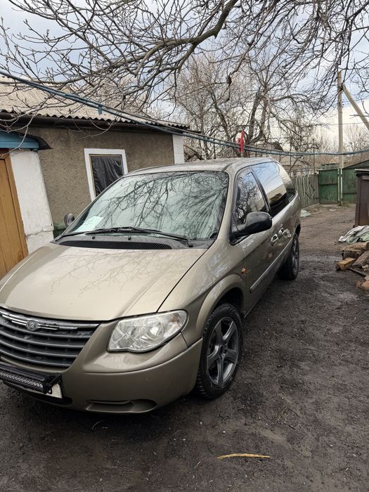 Продам крайслер вояджер 2.8 дизель в отличном состоянии