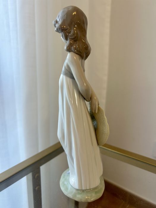 Figura de porcelana Lladró “Natural Beauty”