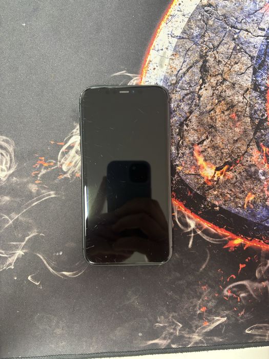 iPhone 11 64 GB.