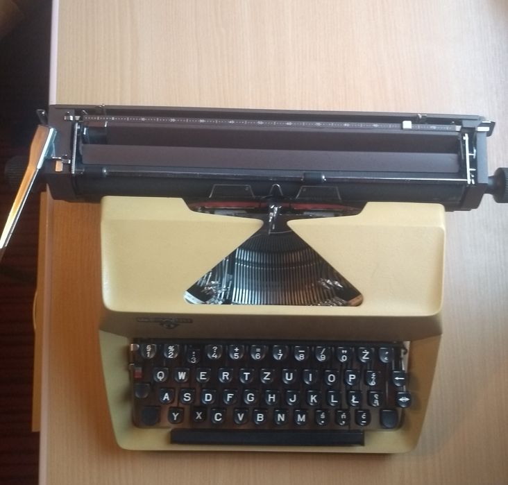 Maszyna do pisania Predom Lucznik