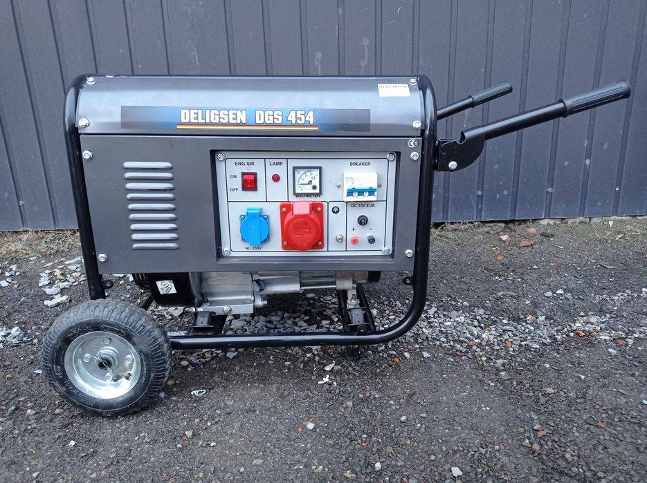 Генератор бензиновий трифазний, 3,8-6,7кВт