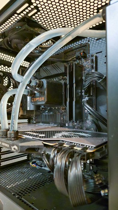 PC i5 12600k - msi sea hawk 2080ti - 32gb - 500gb - msi z690 - 750W