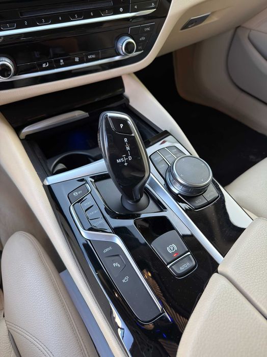 BMW 530e iPerformance Line Luxury