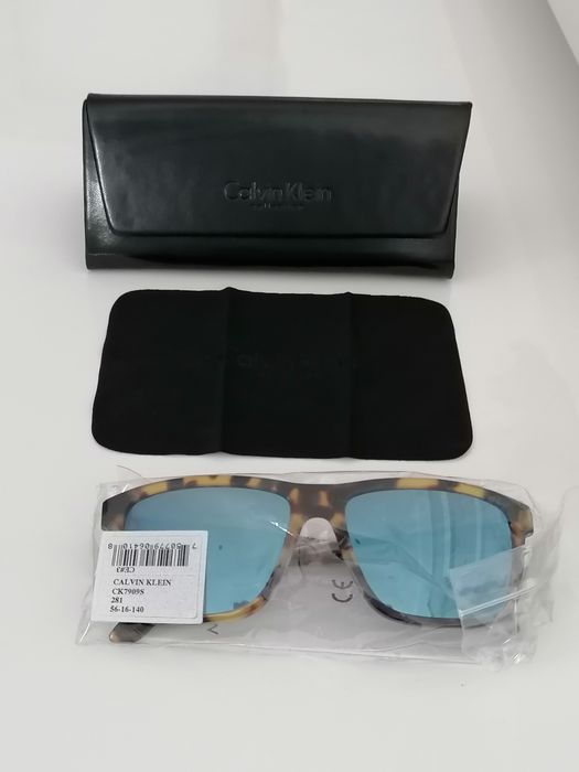 Óculos de sol novos e originais Calvin Klein