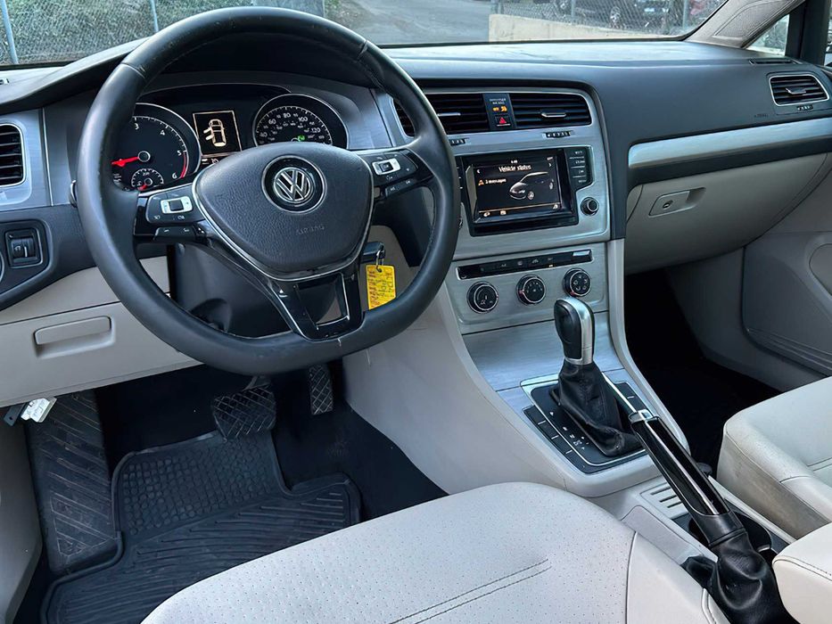 Volkswagen Golf TDI S      2015