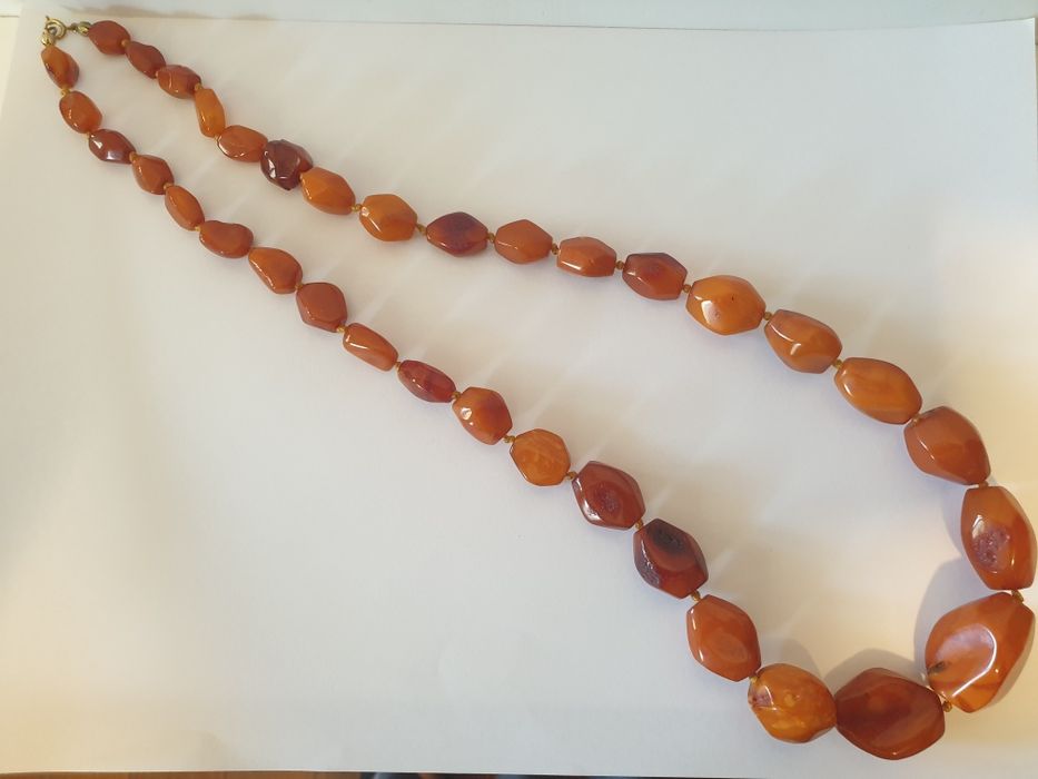 Fantástico colar vintage em âmbar "Butterscotch"