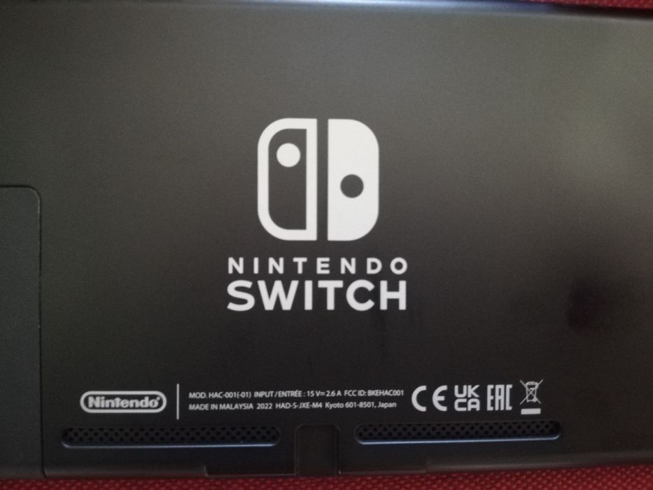Nintendo switch pouco uso