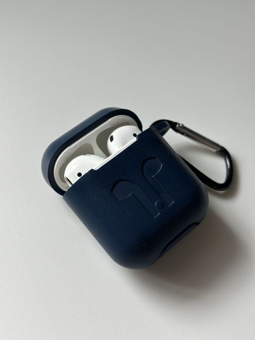 Навушники Apple AirPods with Charging Мб Case A2031 оригінал