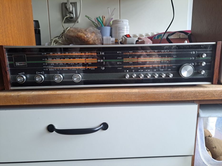 Amplituner Philips 22 RH 781