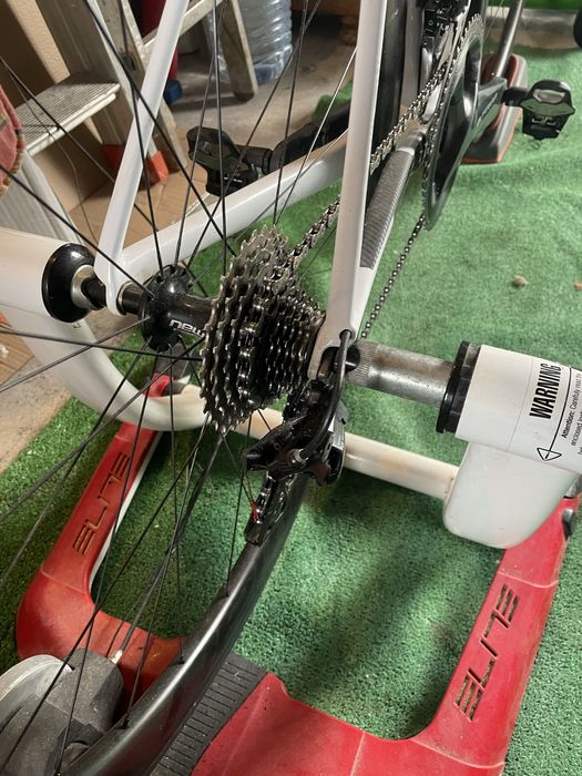 Bicicleta toda em Carbono SCOTT Aditt 20