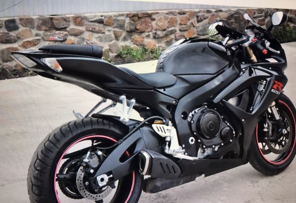 Разборка Suzuki gsx-750r(к7,к8) Фара, пластик, перья, паук, мотор