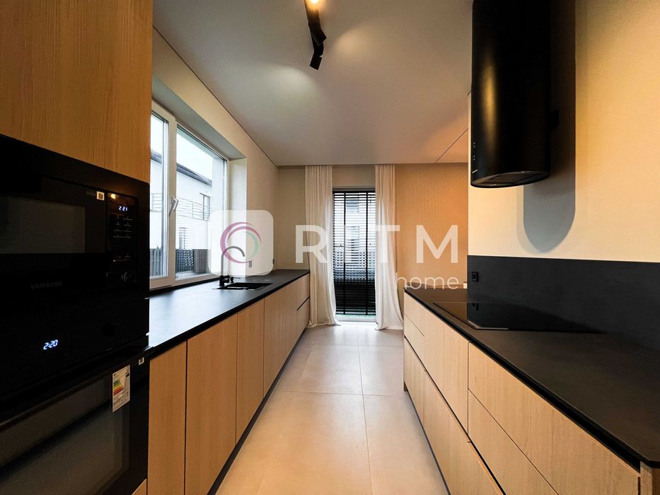 Продається сучасний будинок з ремонтом та повним укомплектуванням!!