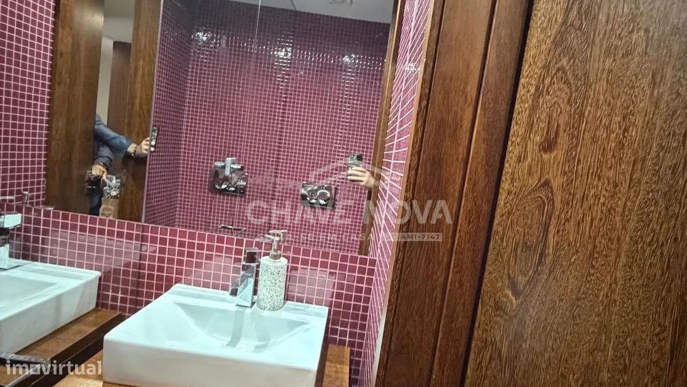APARTAMENTO T2 | CANIDELO | 103 M² | VARANDA 5,60 M² | BOX 17,50 M² |