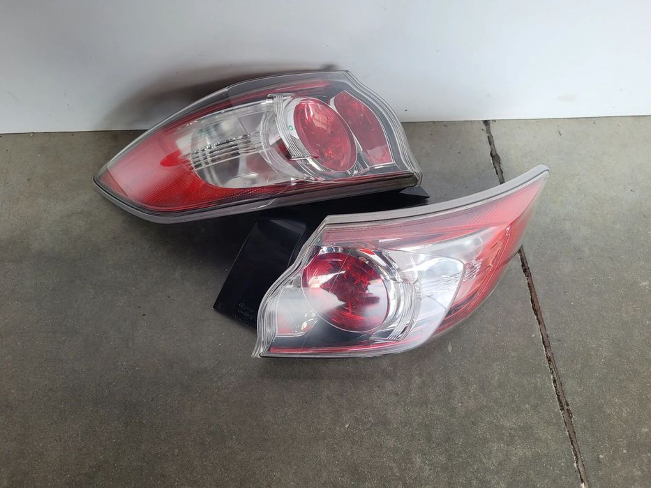 Farolins Mazda 3 2010