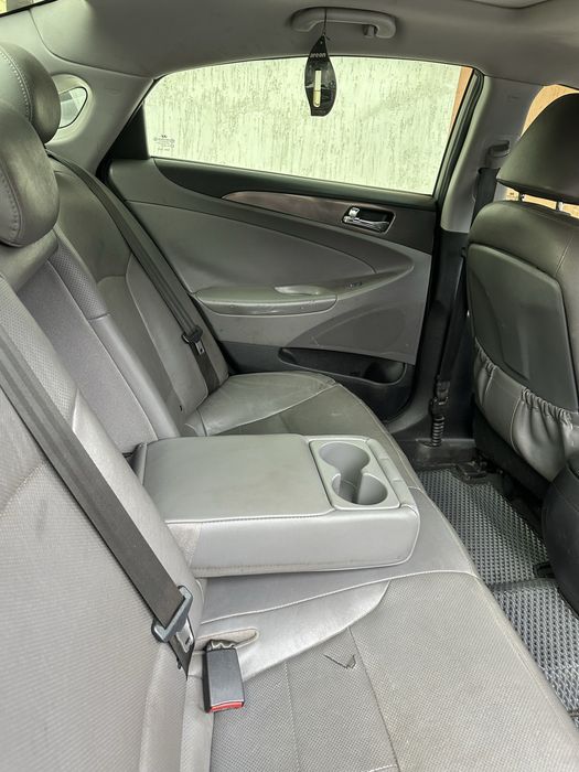 Hyndai Sonata hybrid 2014