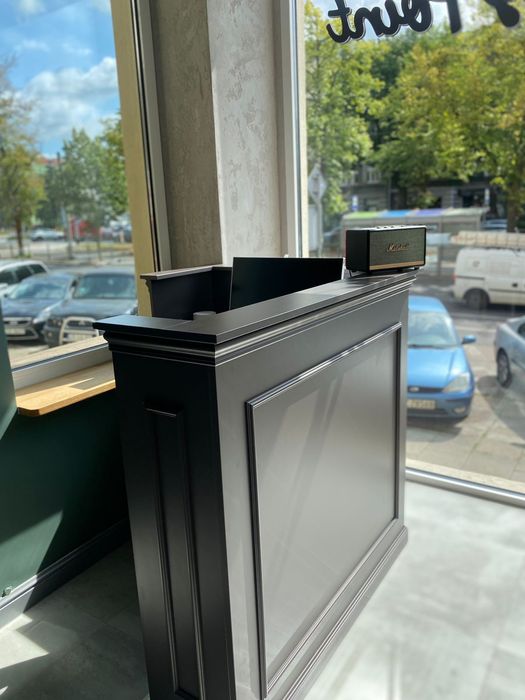 Recepcja lada , sklepowa , kosmetyczna , fryzjerska , barber