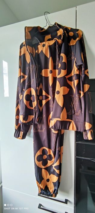 Dres lv. Komplet bluza i spodnie