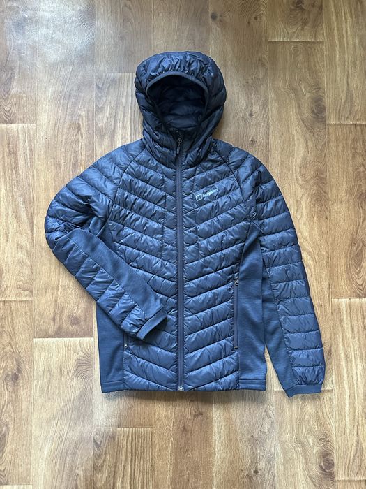 мужскуя курточка ветровка микропуховик berghaus
