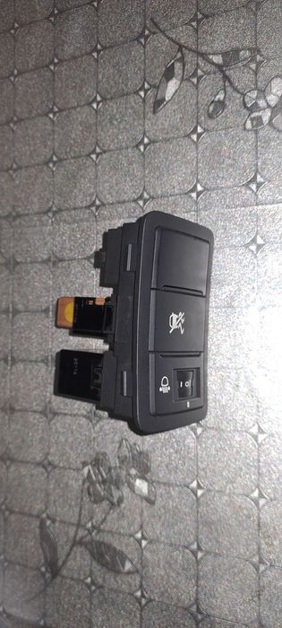 Блок кнопок Hyundai i30fd 07-12 б/у