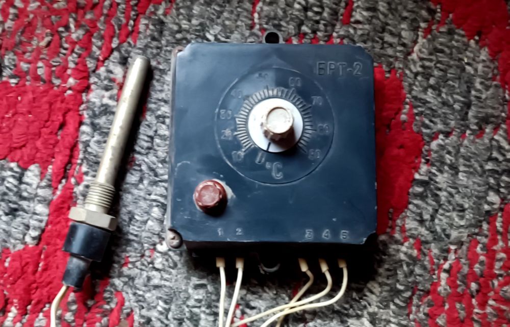 Регулятор температури БРТ-2-05А-Н1 з датчиком термопари