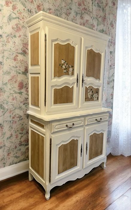 Kredens prowansalski, kredens shabby chic, kredens ludwikowski