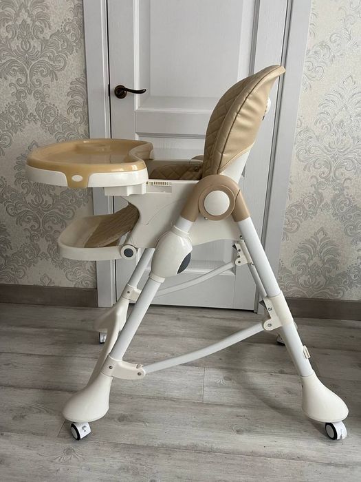 Стільчик для годування Carello