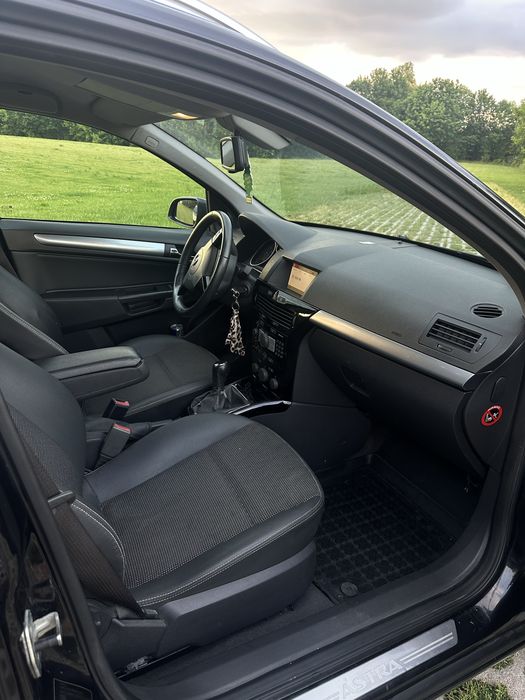 Opel astra h combi