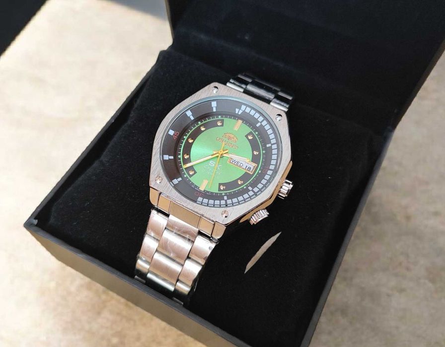 Годинник чоловічий ORIENT SK Crystal