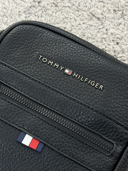 Месенджер Tommy Hilfiger