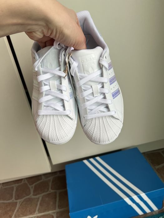 Adidas нові кросівки натуральна шкіра  адідас кожа  кросовки кроси