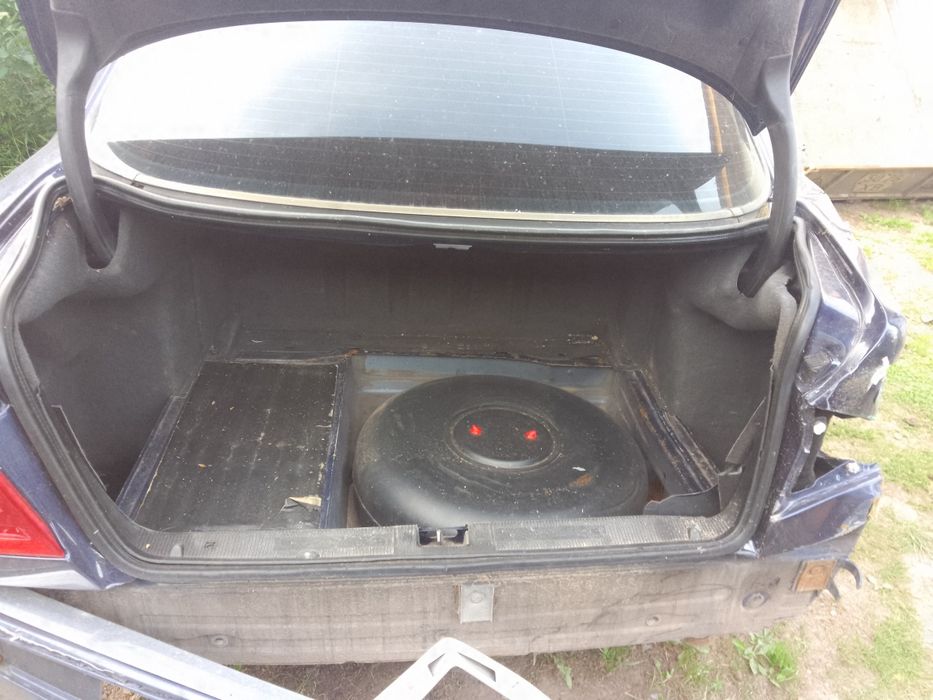 Продам Mercedes w 210 e320 после ДТП