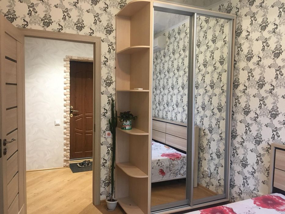 Почасово400грн/3часа,посуточно 2-х комнатная квартира на 96квартале