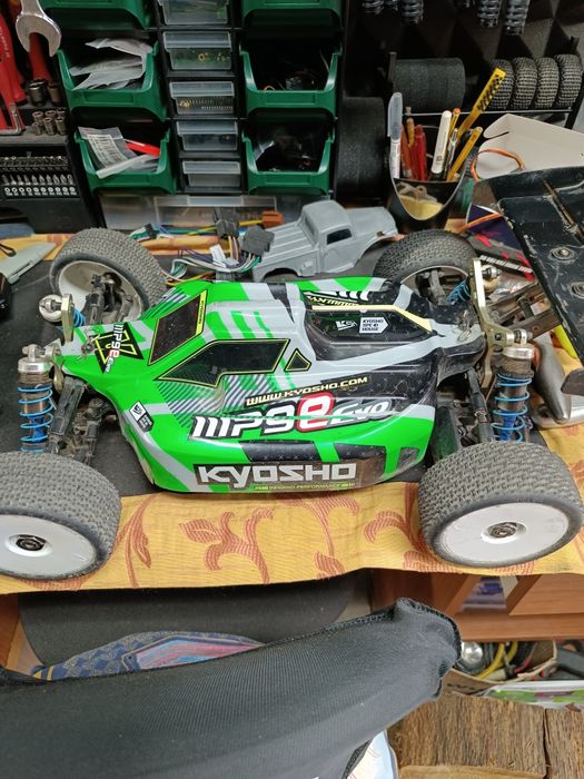 Vendo Kyosho mp9e evo