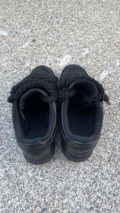 Nike Air Force 1 pretas com rope laces
