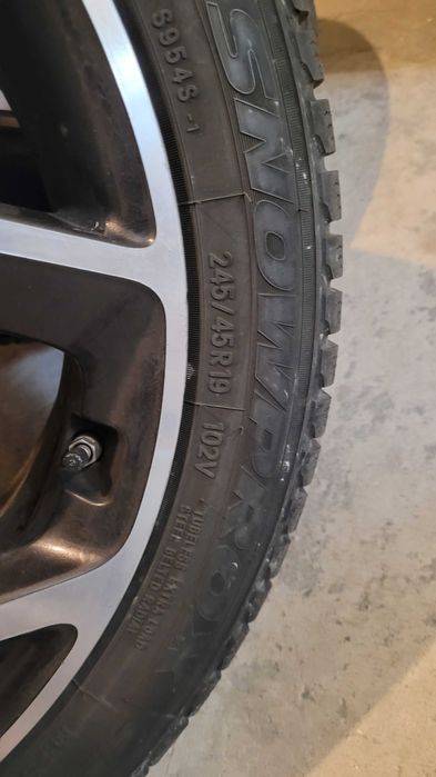 Alufelgi KIA 19" + opony zimowe TOYO 245/45R19 *Sportage, Sorento*
