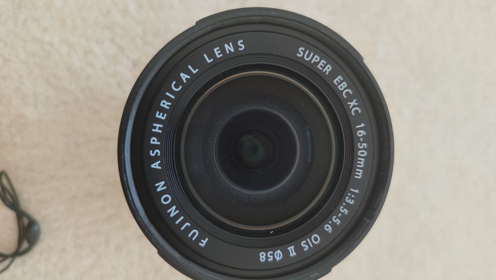 Lente Fujifilm XC 16-50mm f/3.5-5.6 OIS II