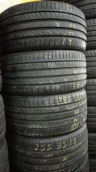 255/35/19 Continental ContiSportContact 5 RunFlat