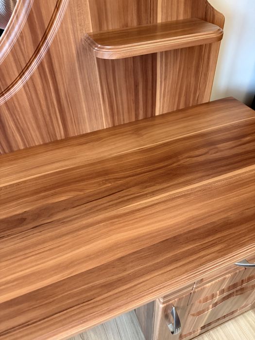 Toaletka kolor sliwa