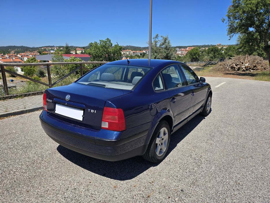 Vw Passat 1.9 TDI PD115cv Nacional