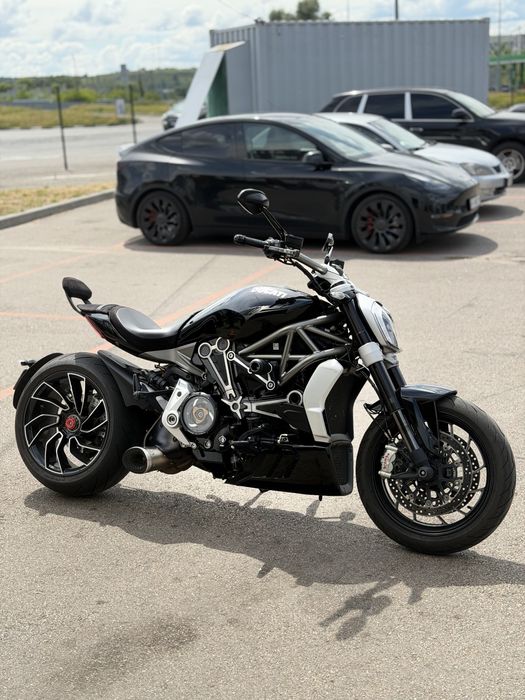 Ducati xDiavel 2016 офіційний