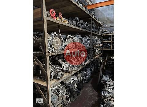 Решітка радіаторна Mazda 323 BA седан, рік 1994-1997